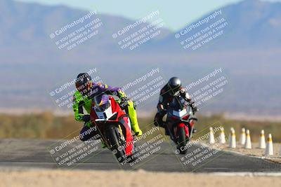 media/Jan-13-2025-Ducati Revs (Mon) [[8d64cb47d9]]/3-B Group/Session 2 (Turn 11 Tip in)/